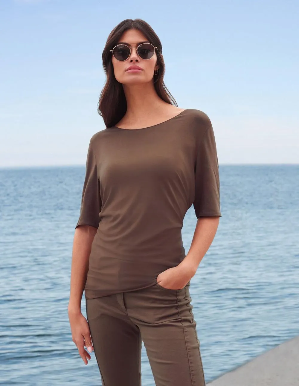Shirt met ronde hals en halflange mouwen
