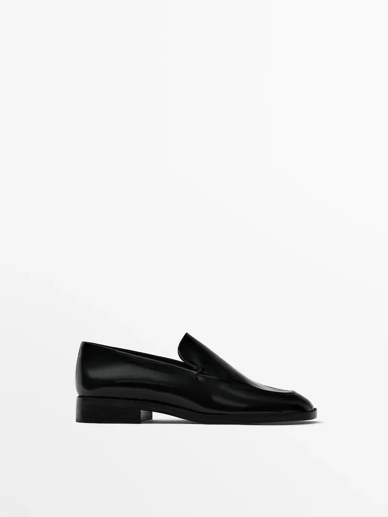 Square-toe loafers