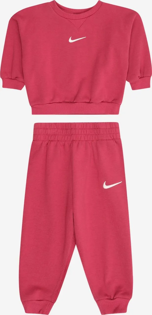 Nike Sportswear Joggingpak 'ESSENTIAL' in Framboos