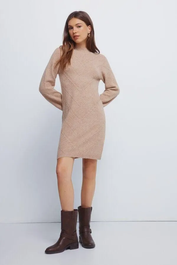Vestido corto punto cable knit