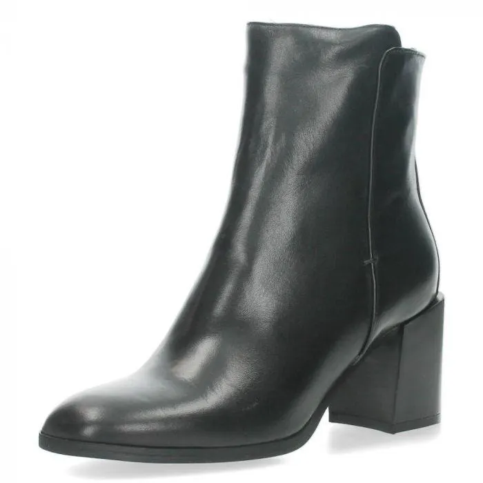 EBL 8790 Zwarte enkellaarzen