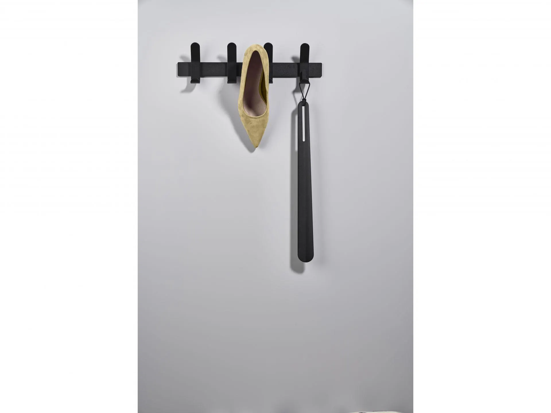 Kapstok A-HOOK 4H Zwart