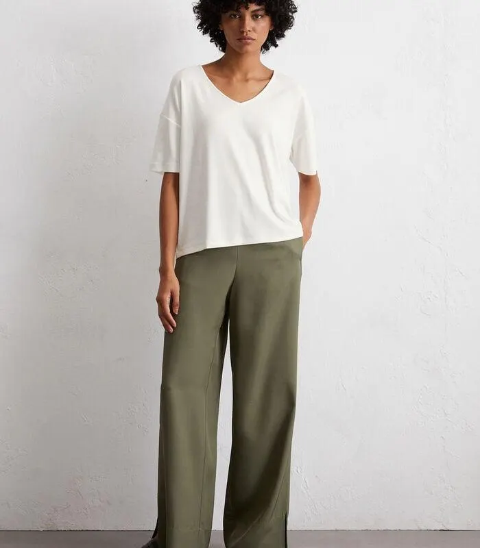 T-shirt met V-hals los