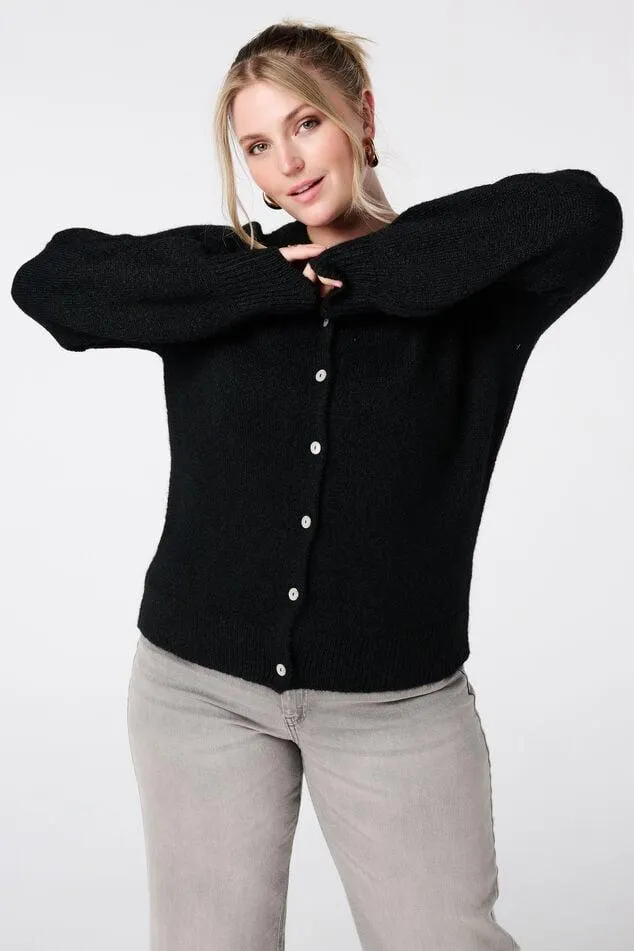 Fijn gebreid vest met knoopsluiting