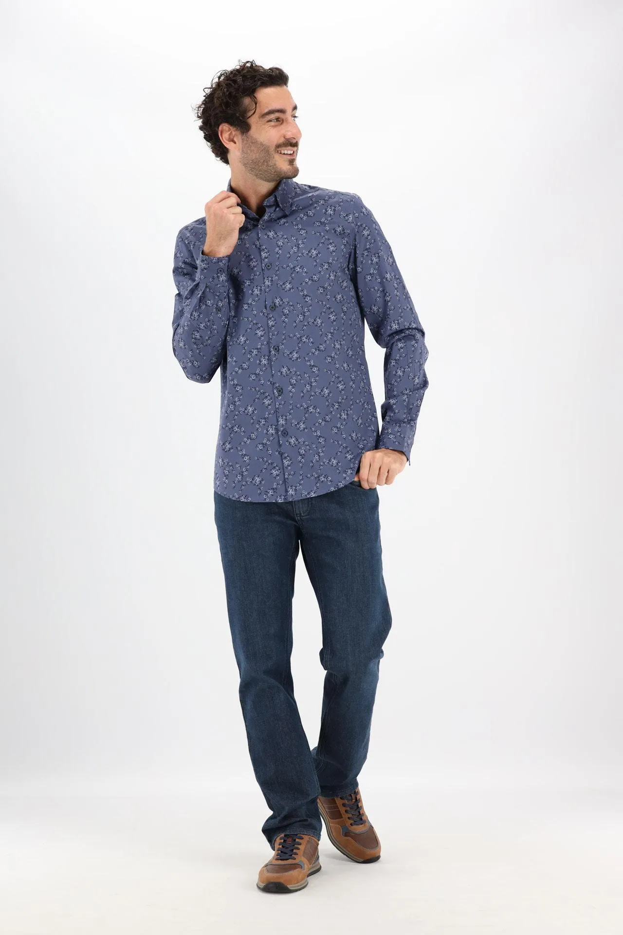 Blauw gebloemd hemd lange mouw