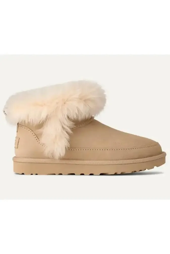 UGG W CLASSIC ULTA MINI CHALET