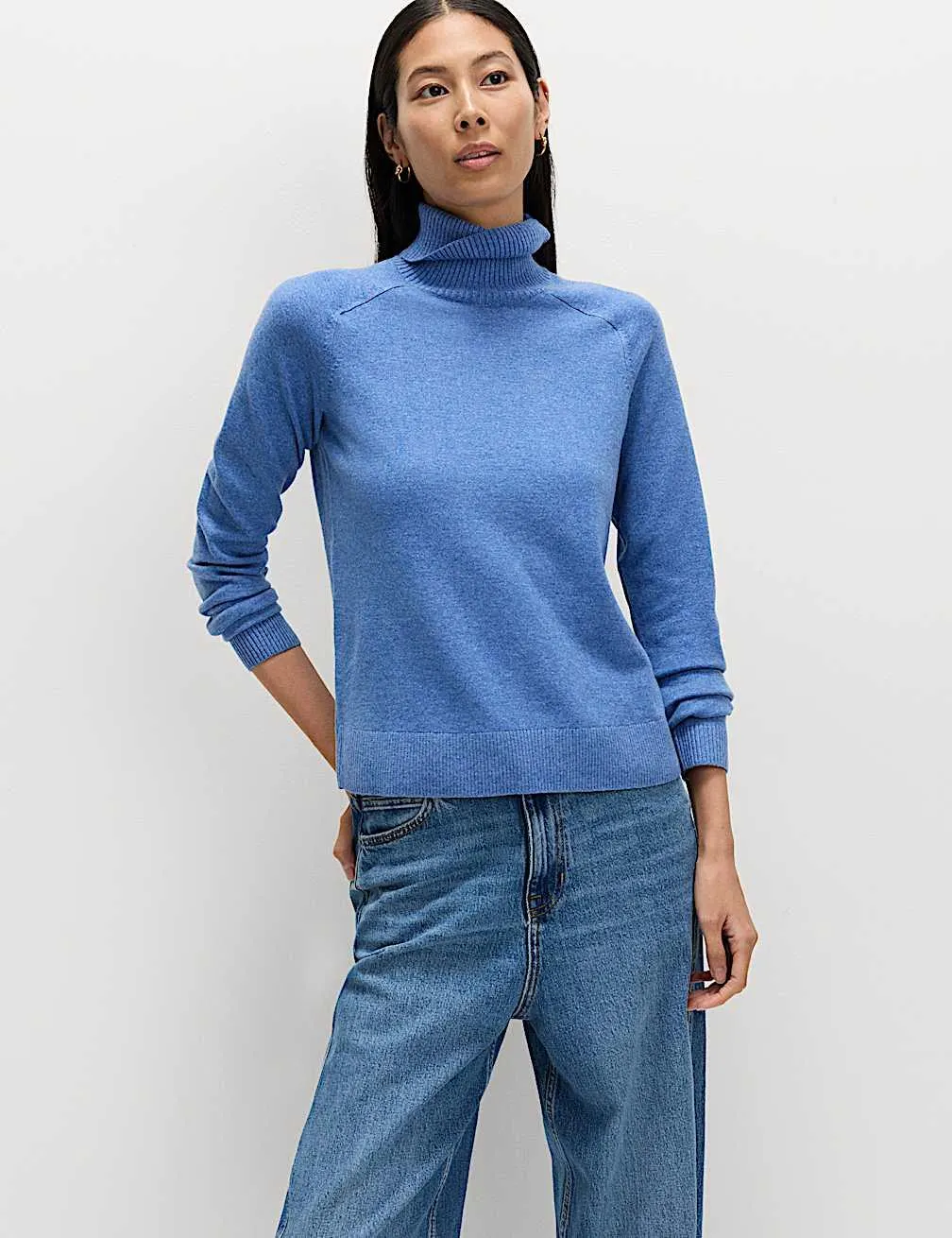 Air-Yarn Roll Neck Jumper