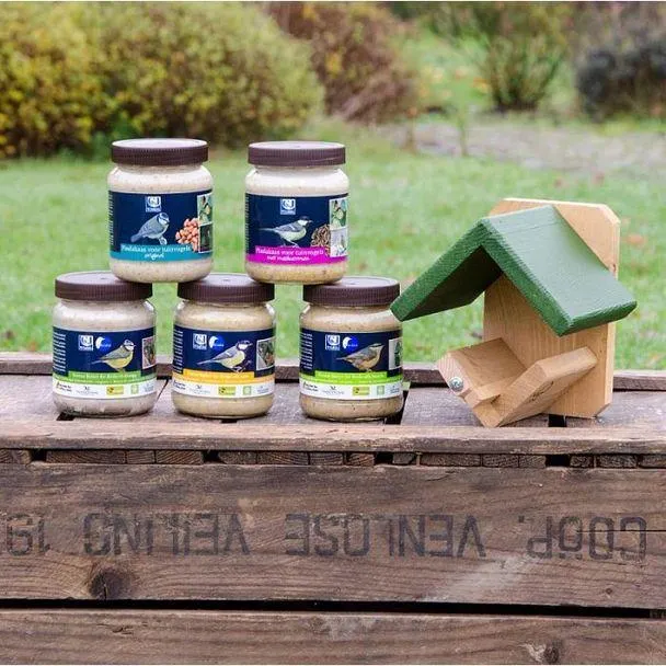 Startpakket met pindakaaspothouder en 5 soorten vogelpindakaas