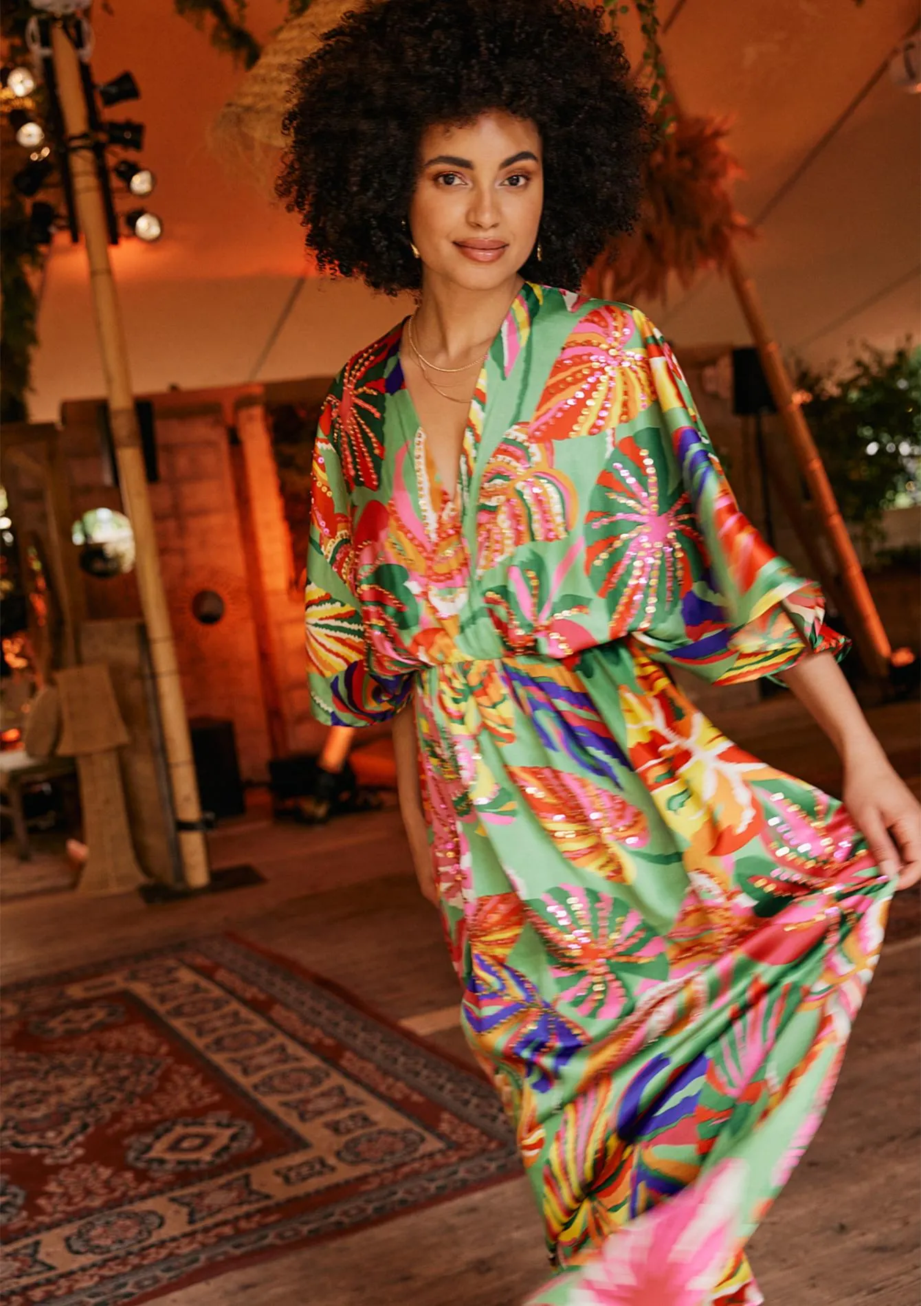 Satin dress with tropical print