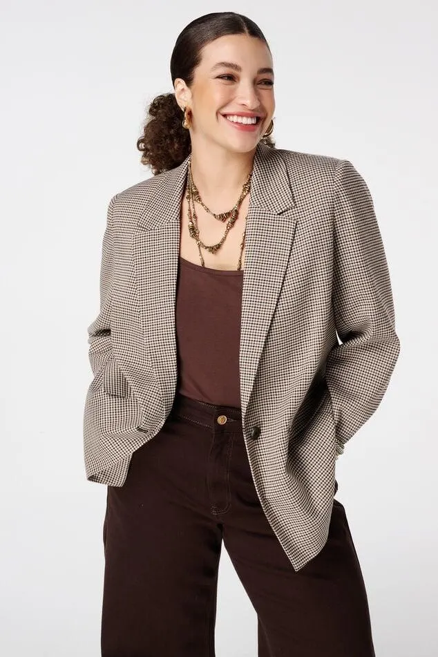 Geruite blazer met knooplsuiting