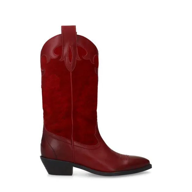 Rode leren cowboylaarzen met sierstiksels