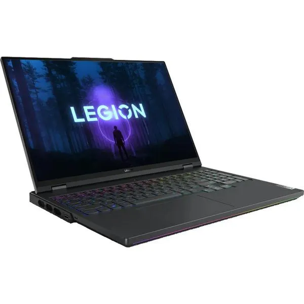 Legion Pro 7 16IRX8H 16" gaming laptop