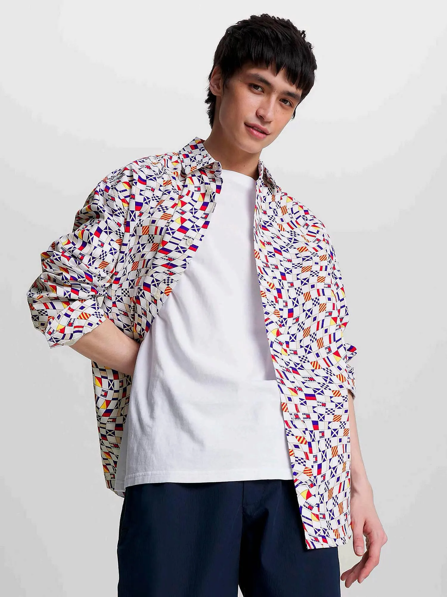 Tommy Hilfiger folder van 23 juni tot 8 augustus 2023 - folder pagina 2