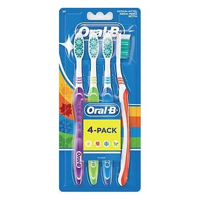 4 tandenborstels Oral B Complete Medium