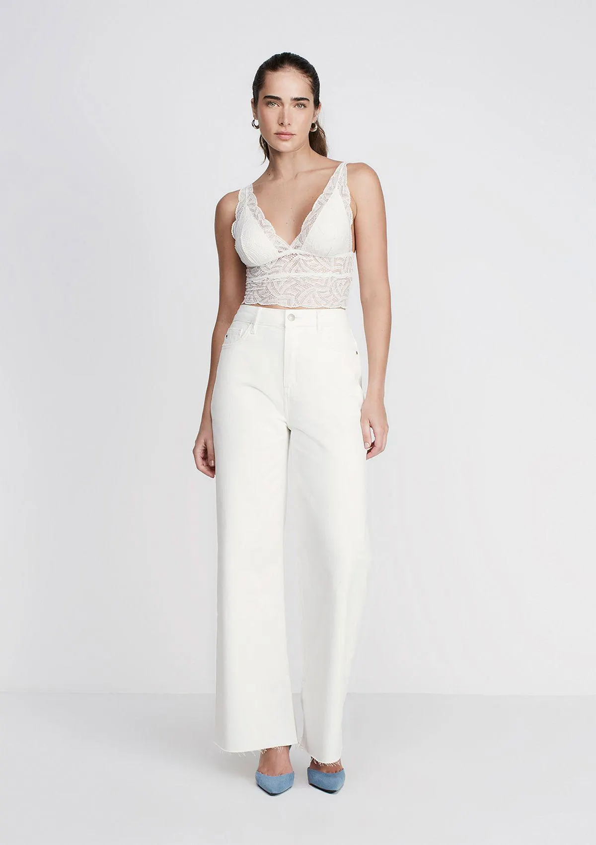 Top Cropped Em Renda Alças Médias - Branco