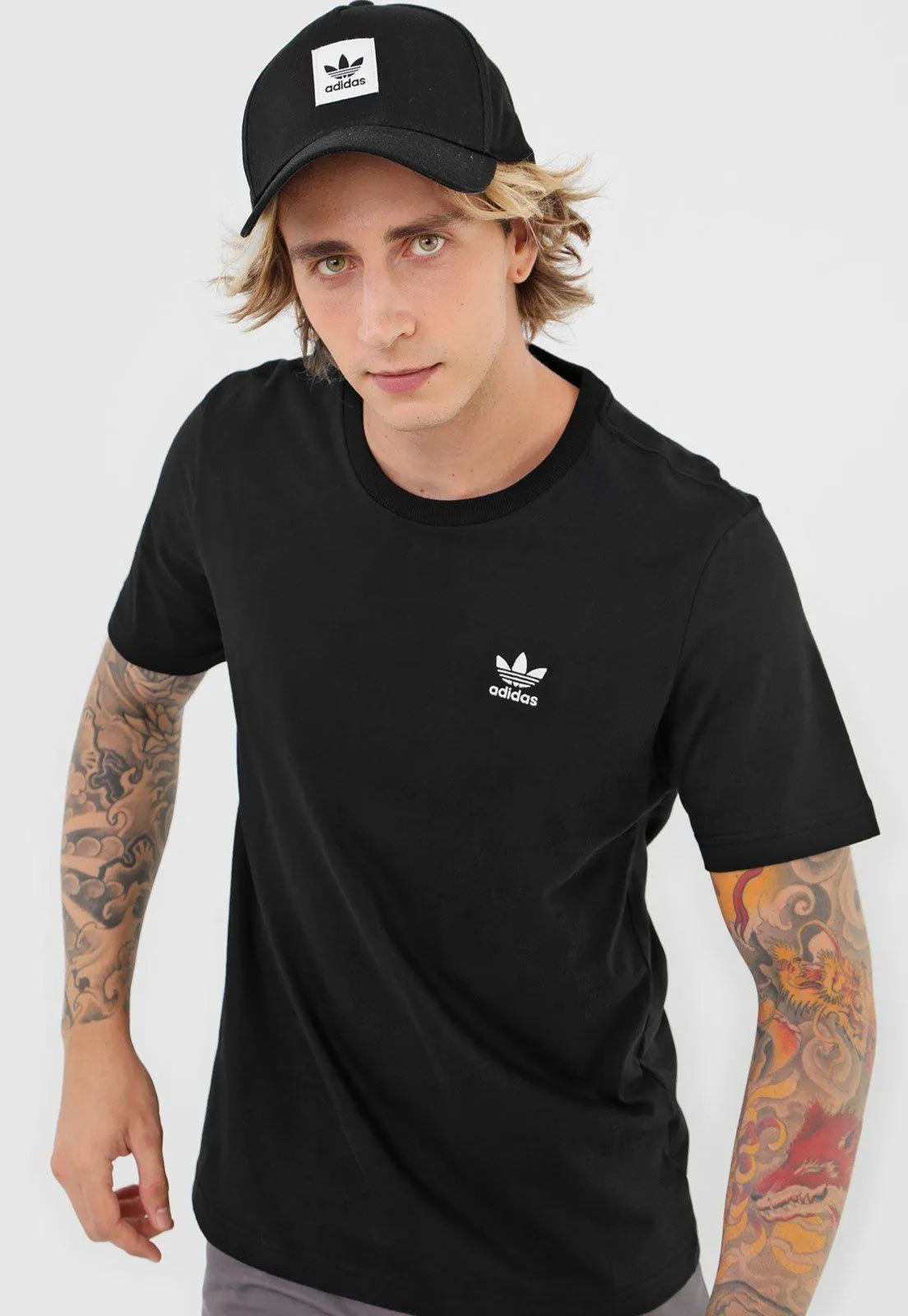 Camiseta adidas Originals Essential Preta
