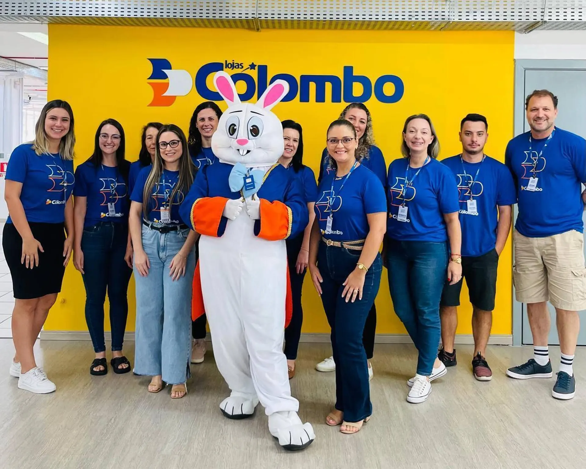 Encarte de Folheto Lojas Colombo 5 de abril até 11 de abril 2026 - Pagina 1