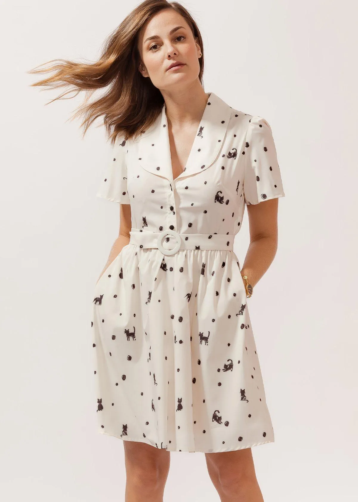 Vestido Curto Felino Bola IV