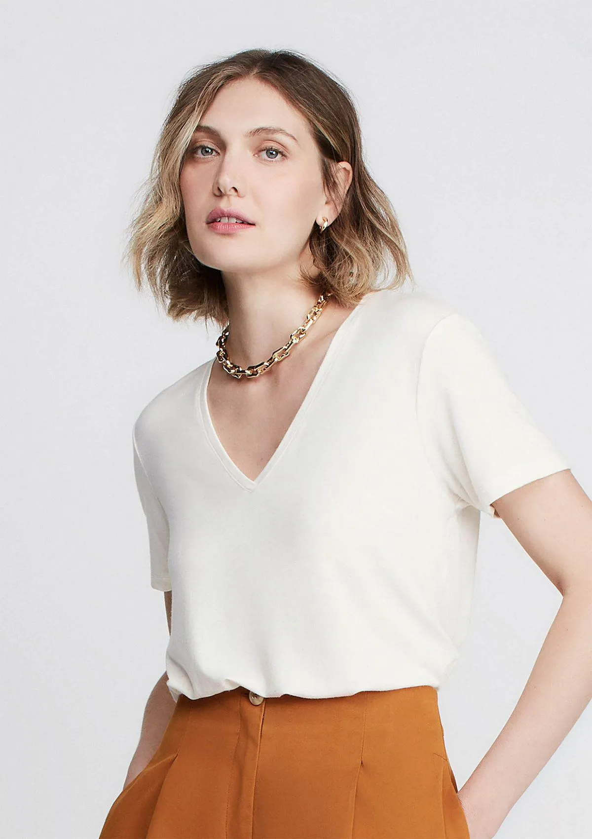 Blusa Alongada Decote V Em Viscose - Off White