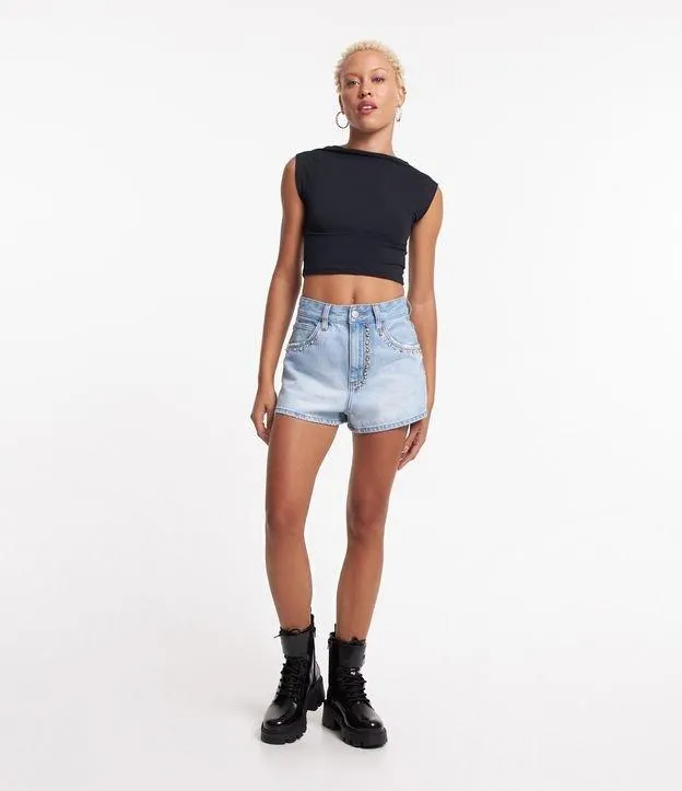 Short Cintura Alta em Jeans com Strass Aplicado Azul Claro
