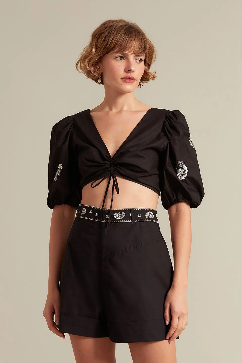 Short Bordado Bandana