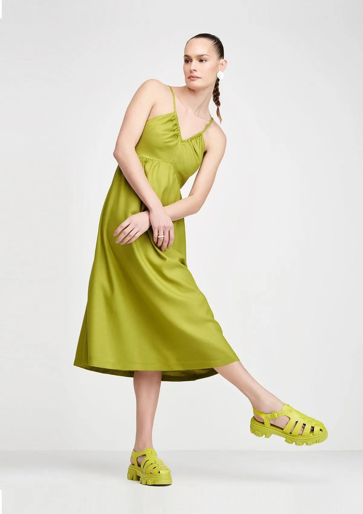Vestido Midi Alças Finas Em Crepe De Viscose - Verde