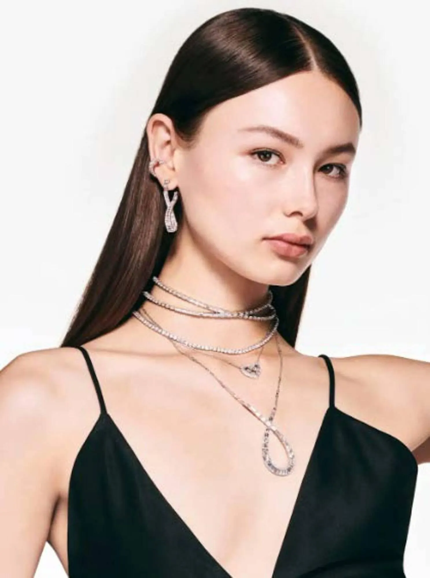 Encarte de Catálogo Swarovski 5 de abril até 30 de abril 2024 - Pagina 