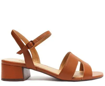 Sandália Essencial Marrom Salto Bloco