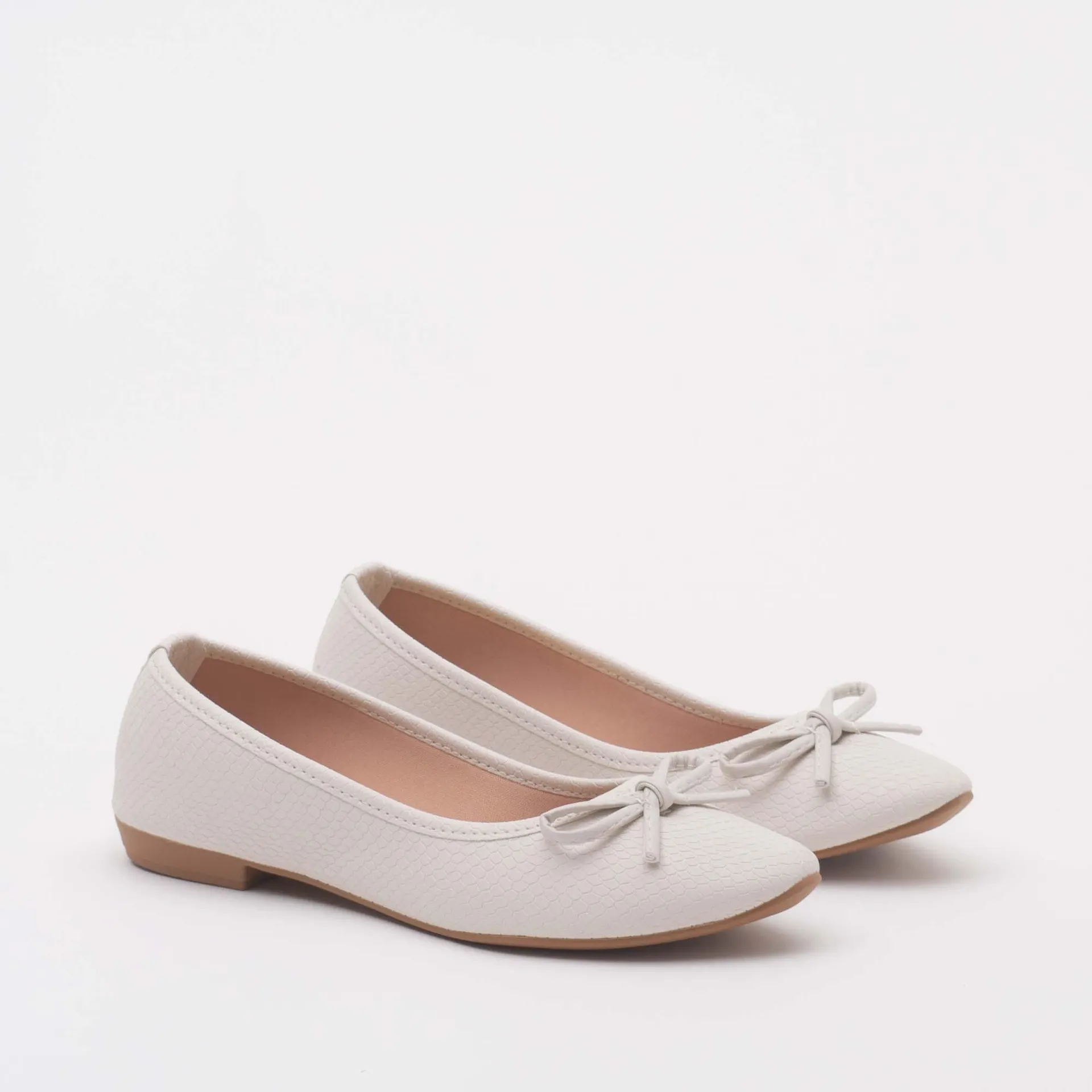 Sapatilha Bico fino estampado - COTTON