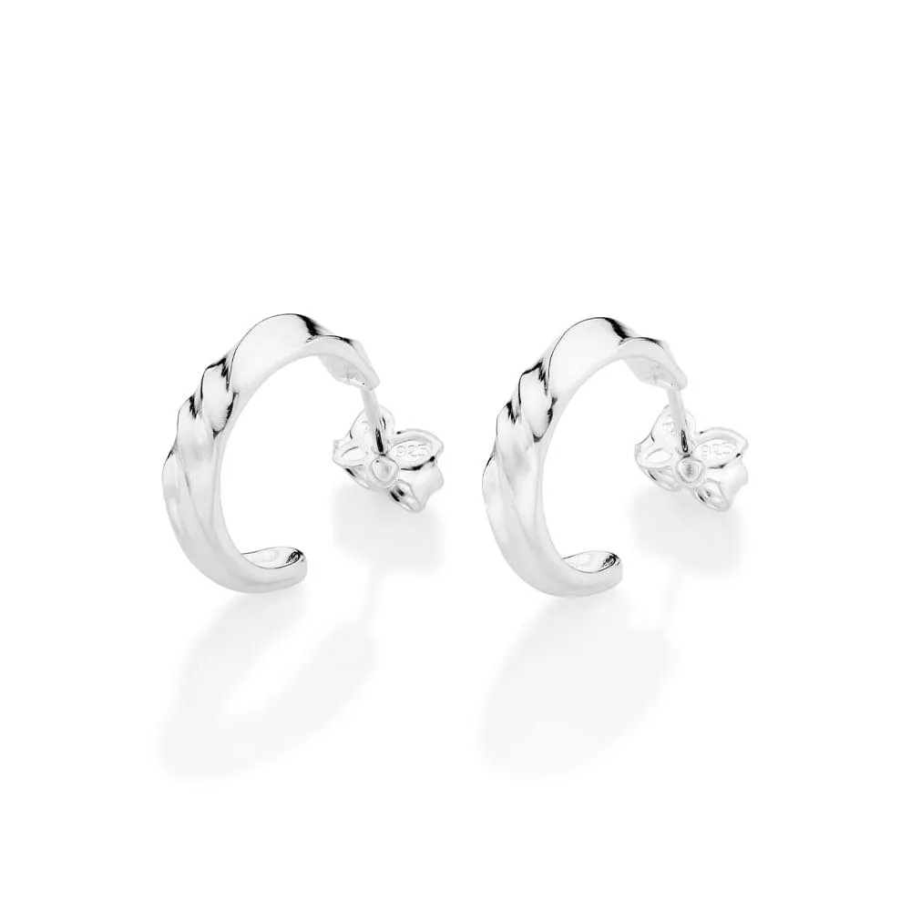 BRINCO MEIA ARGOLA TORCIDA DE PRATA MACIÇA 925 - TAM.ÚNICO 8202640000