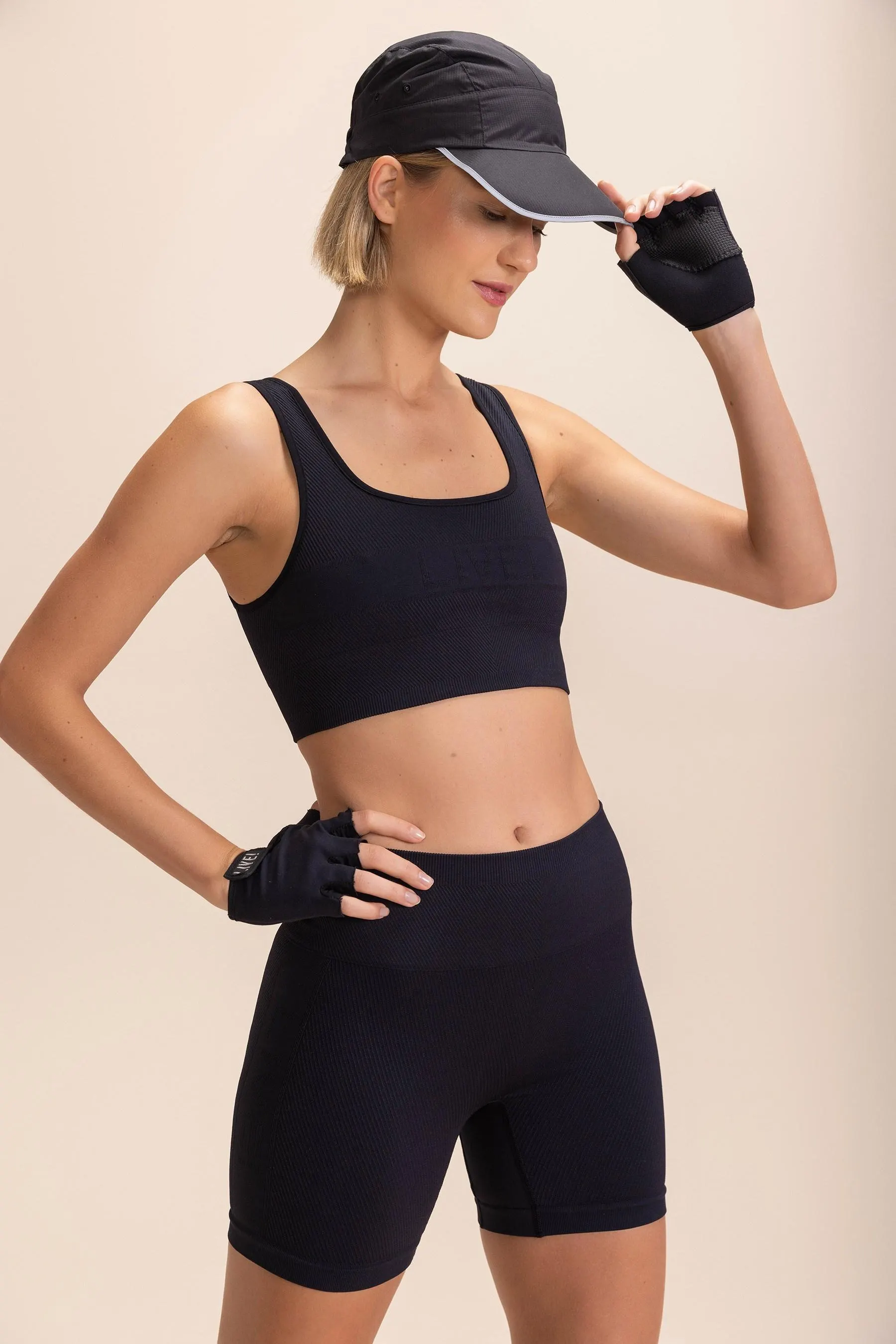 Shorts LIVE! Seamless