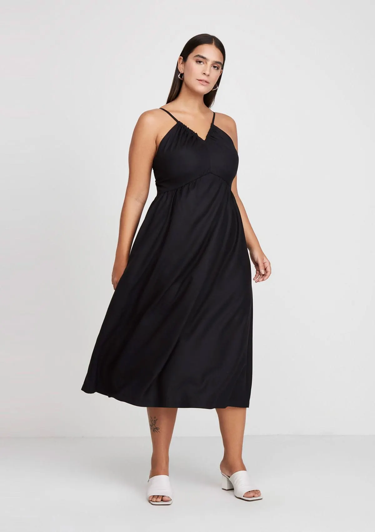 Vestido Midi Alças Finas Em Crepe De Viscose - Preto