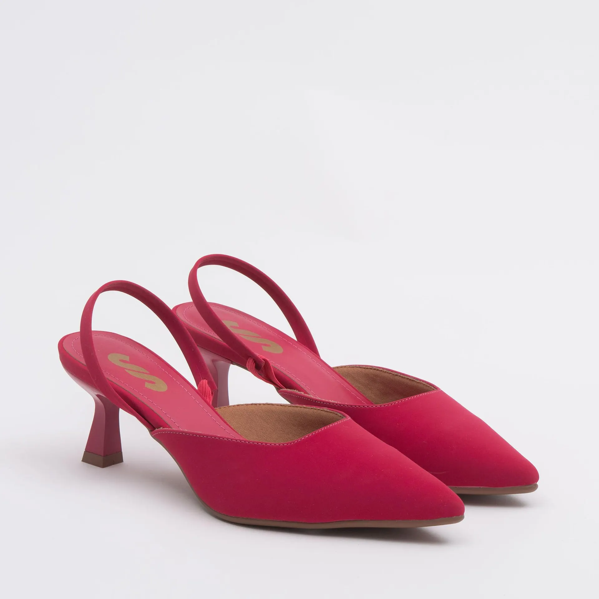 Scarpin em nobuck , tira traseira - CEREJA