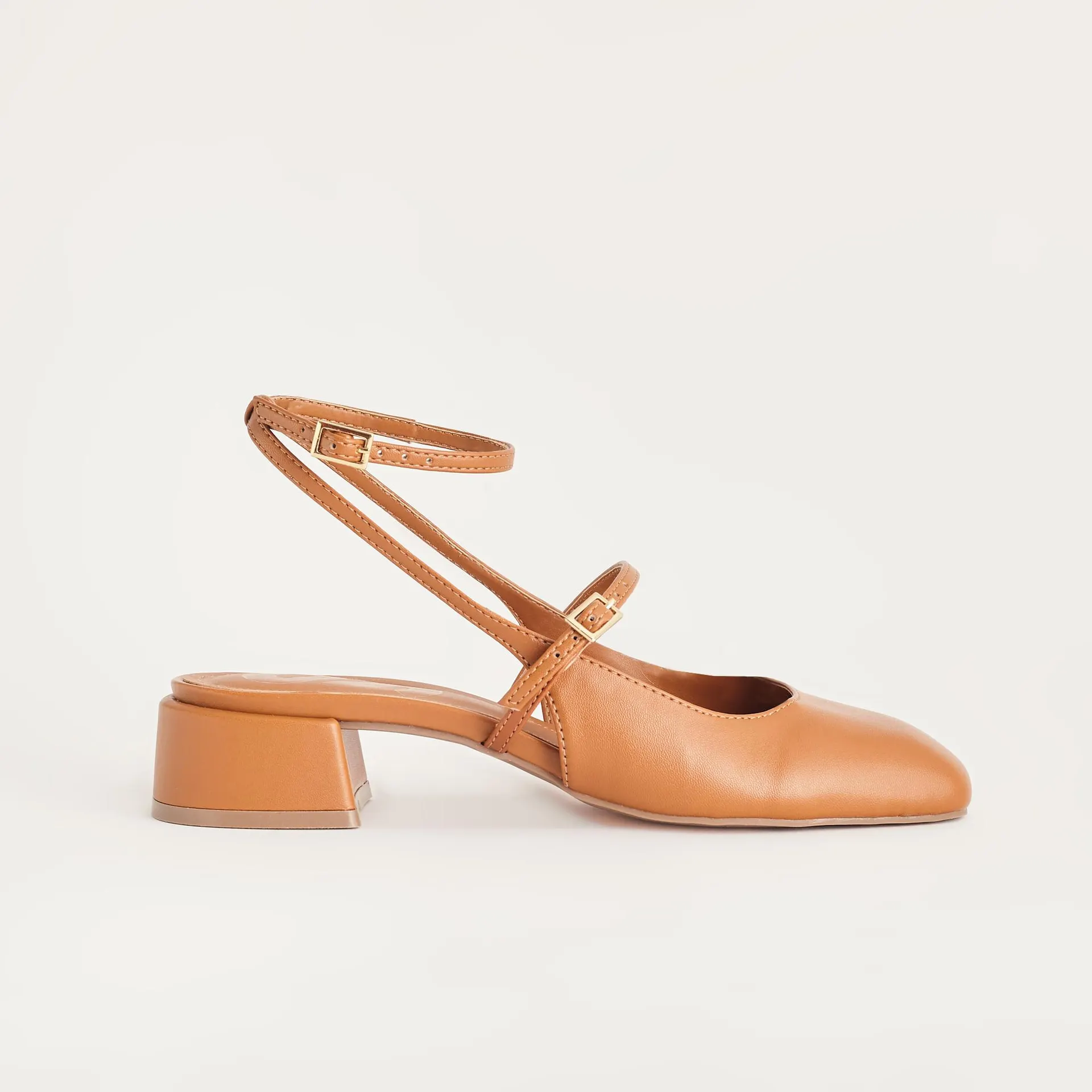 Sandália Mary Jane com Bico Quadrado - CASCA