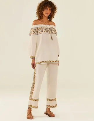 Calça Bordado Ponto Cruz Ouro