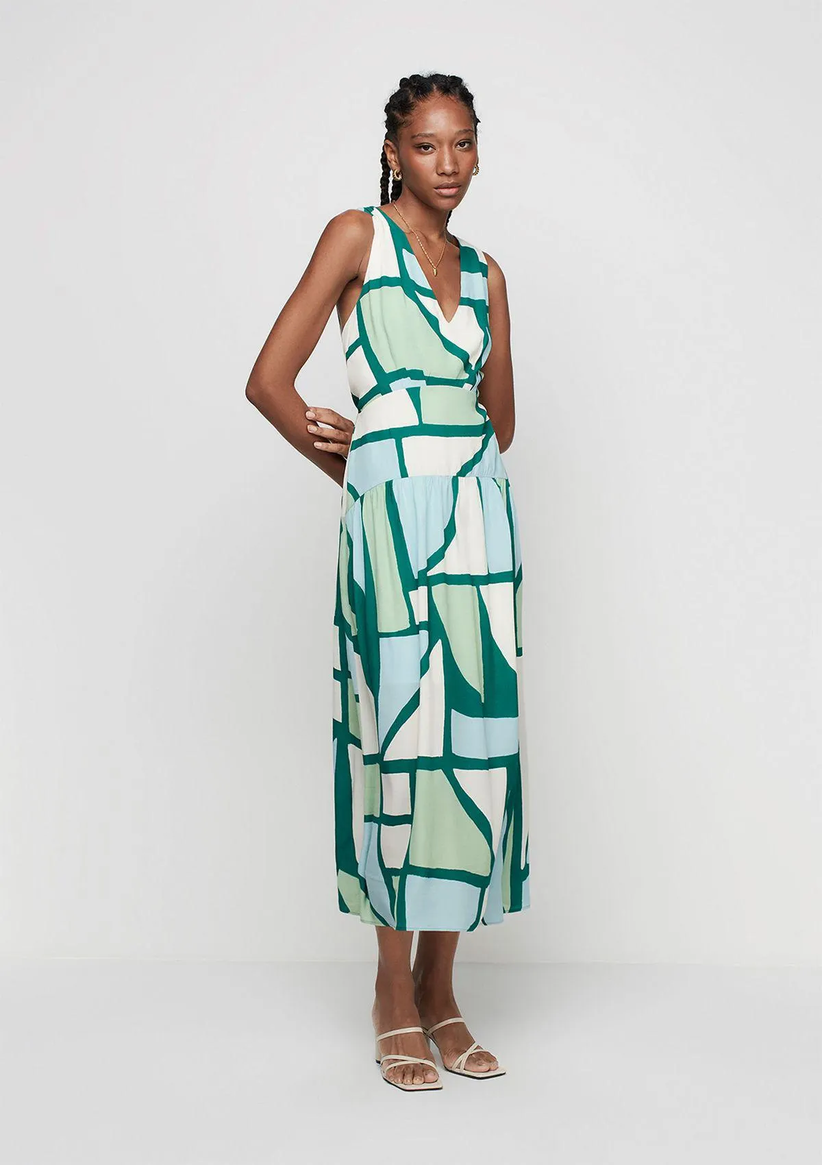 Vestido Midi Acinturado Decote V - Verde