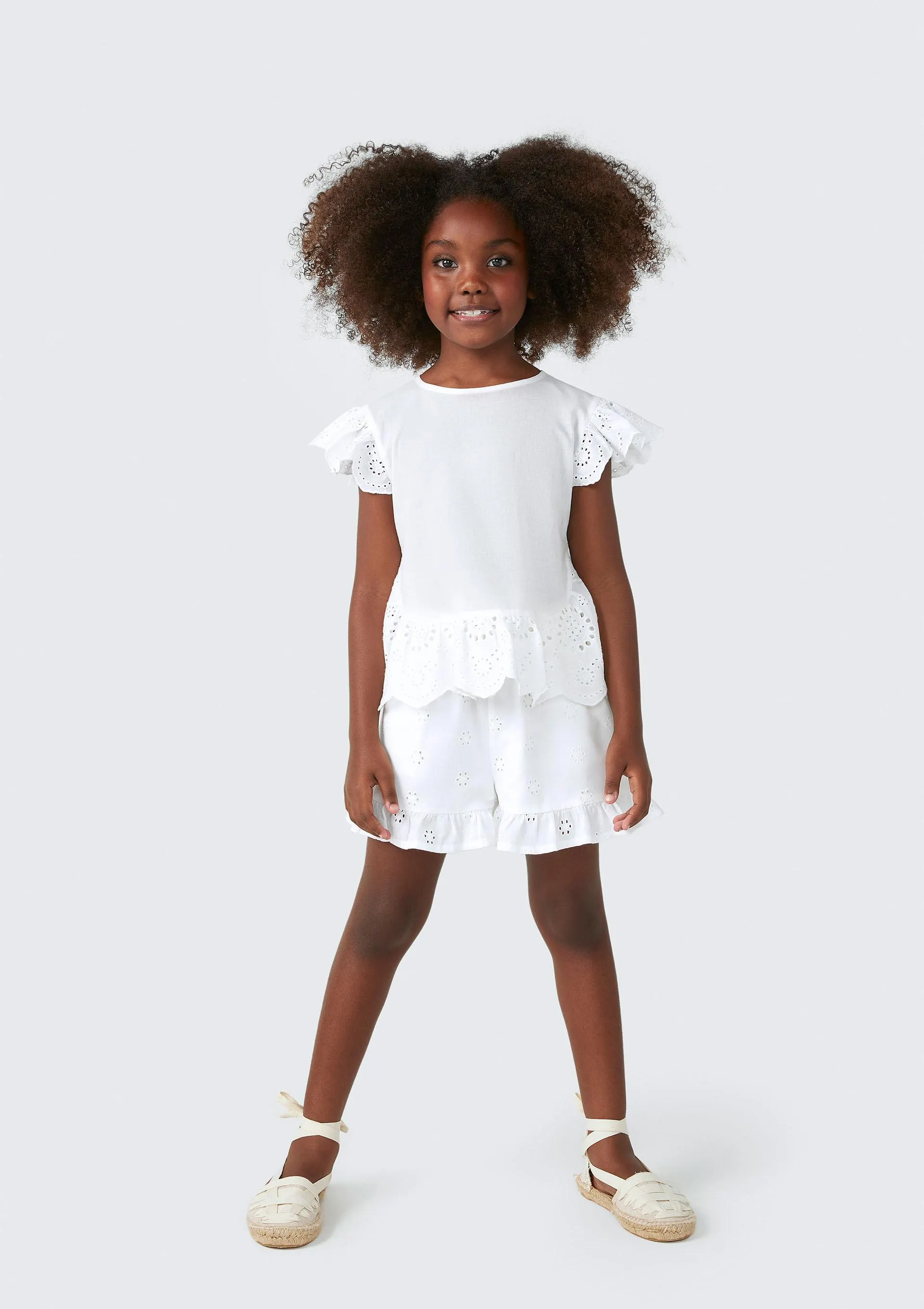 Shorts Infantil Menina Com Laise E Babados - Branco