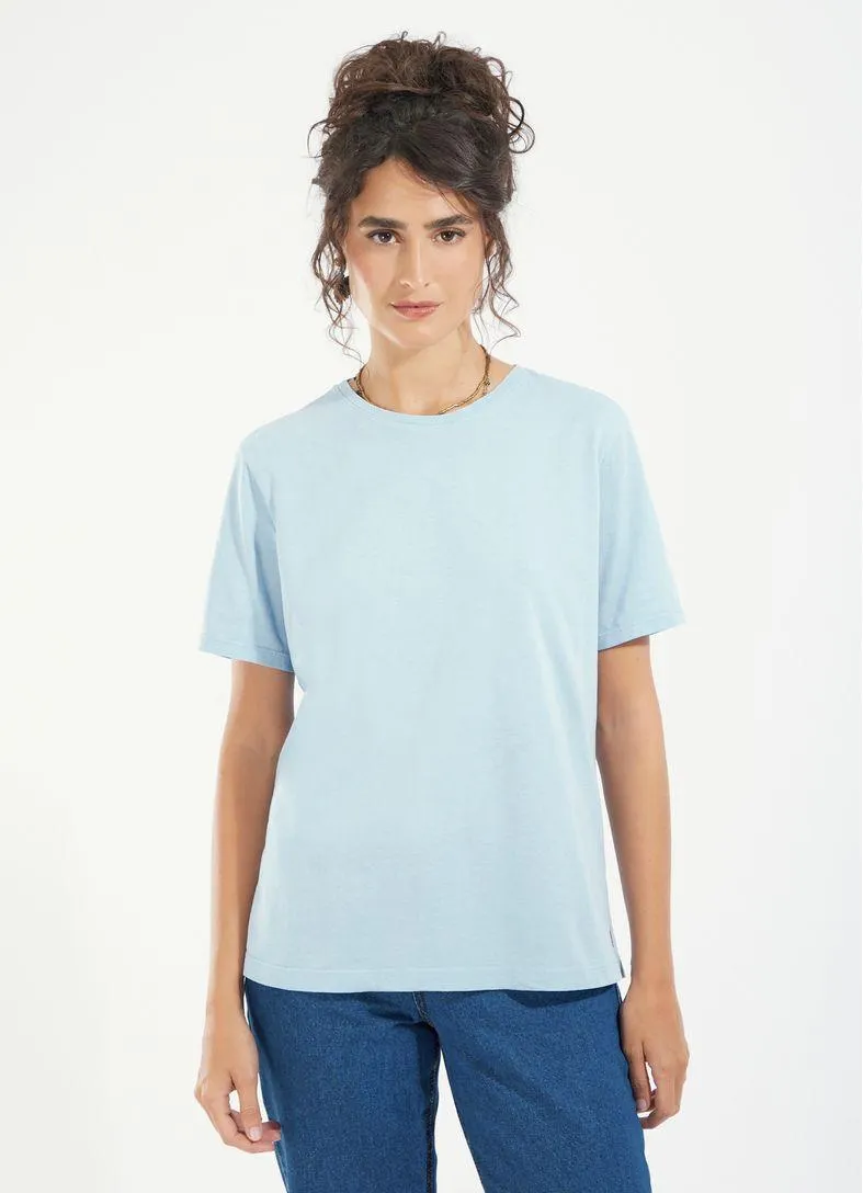 Blusa algodão gola careca classic azul claro