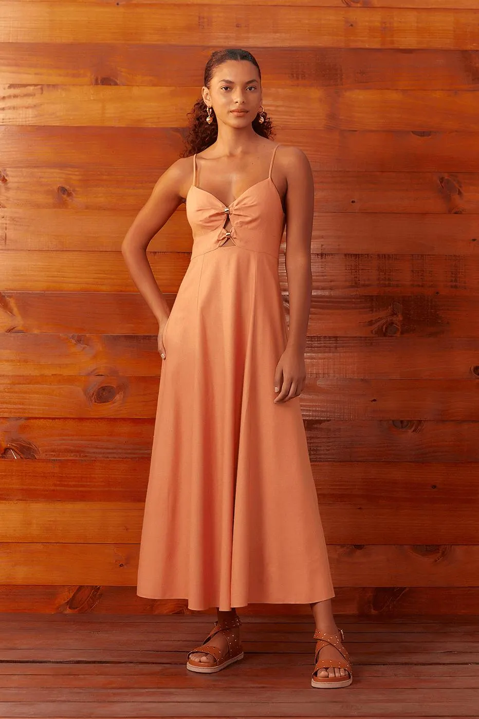 Vestido Cropped Linho Detalhe Metal