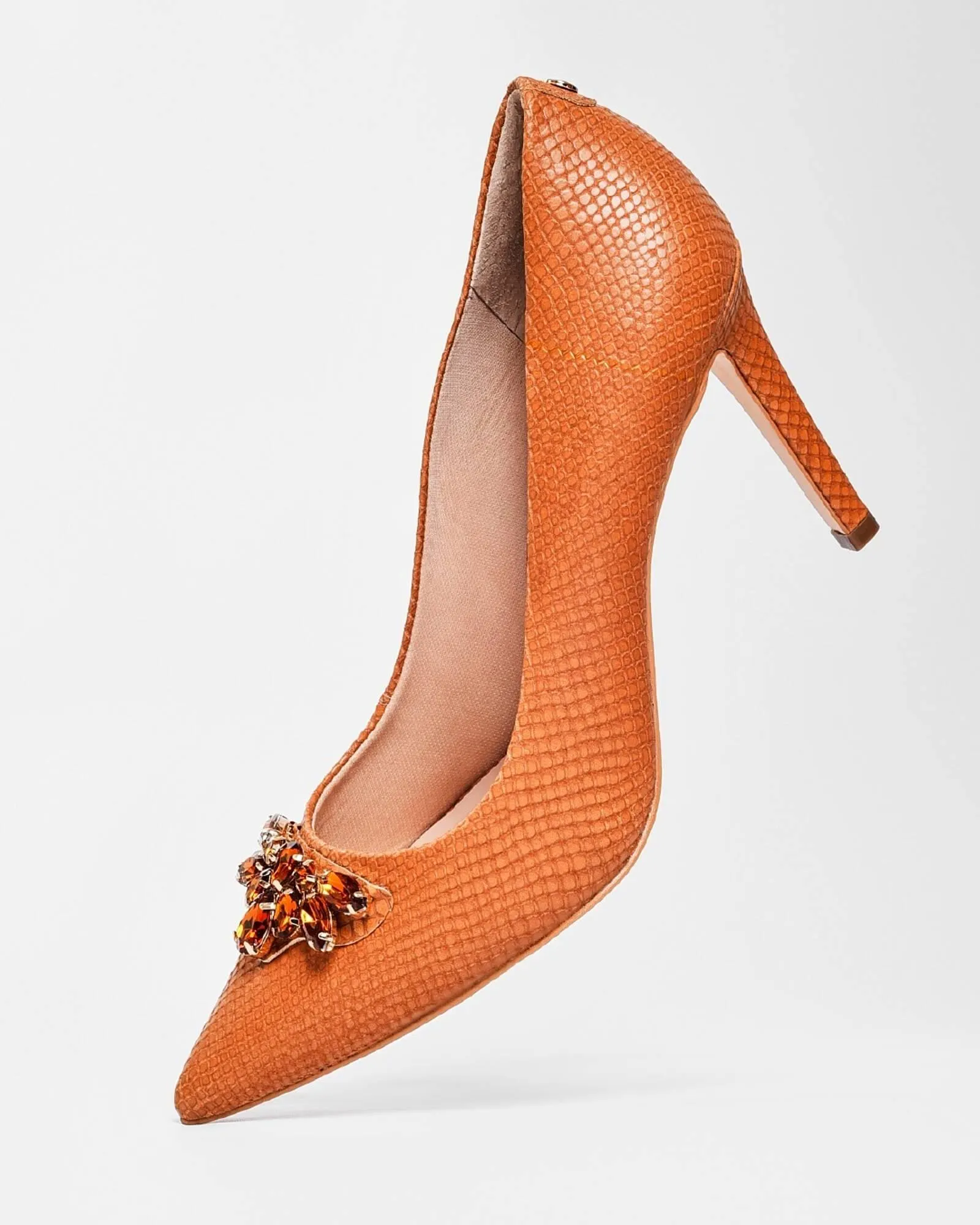 Encarte de Catálogo Jorge Bischoff 27 de novembro até 6 de dezembro 2025 - Pagina 2