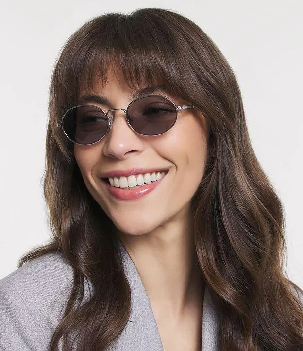 Óculos de Sol Redondo com Lentes Fume Prata