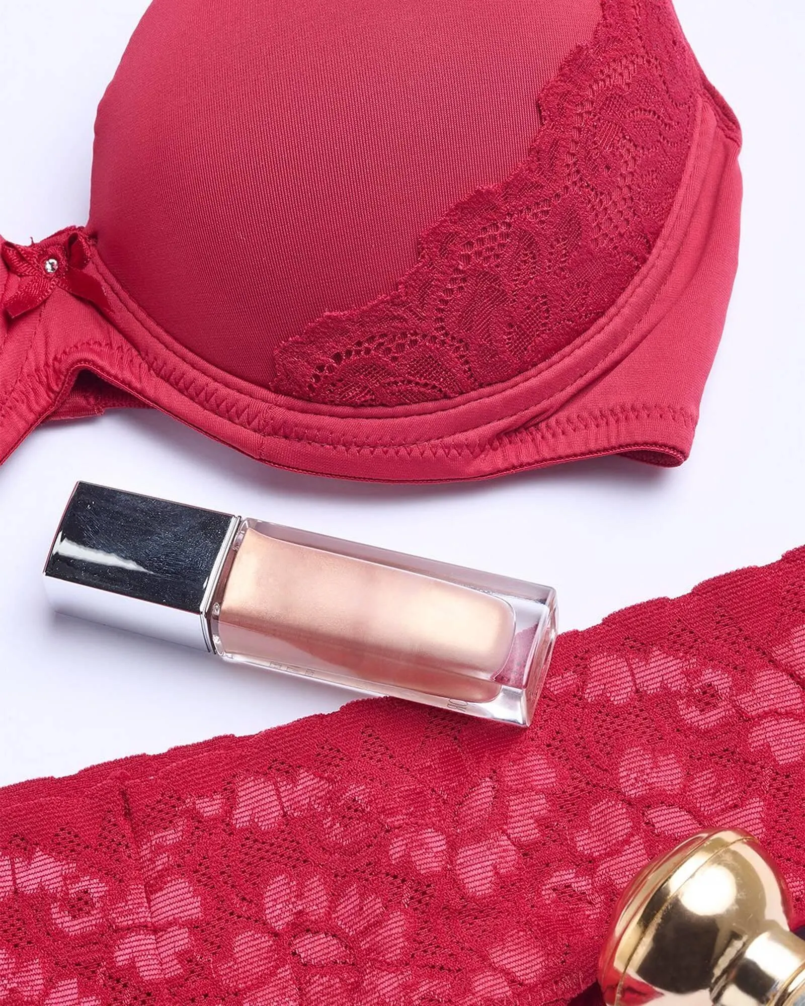 Encarte de Catálogo DeMillus 27 de março até 9 de abril 2026 - Pagina 2