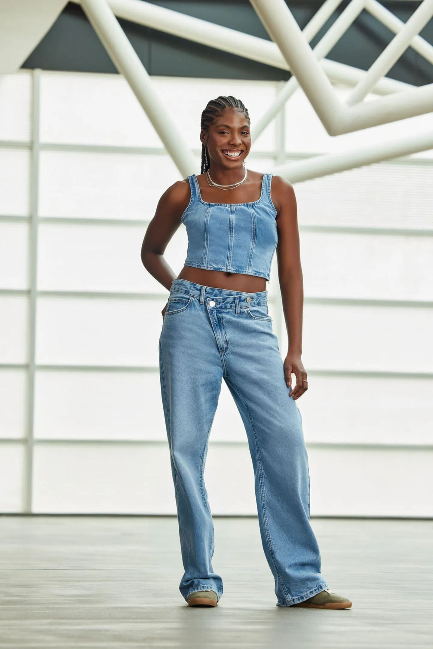 Calça jeans feminina clara lisa - Ink