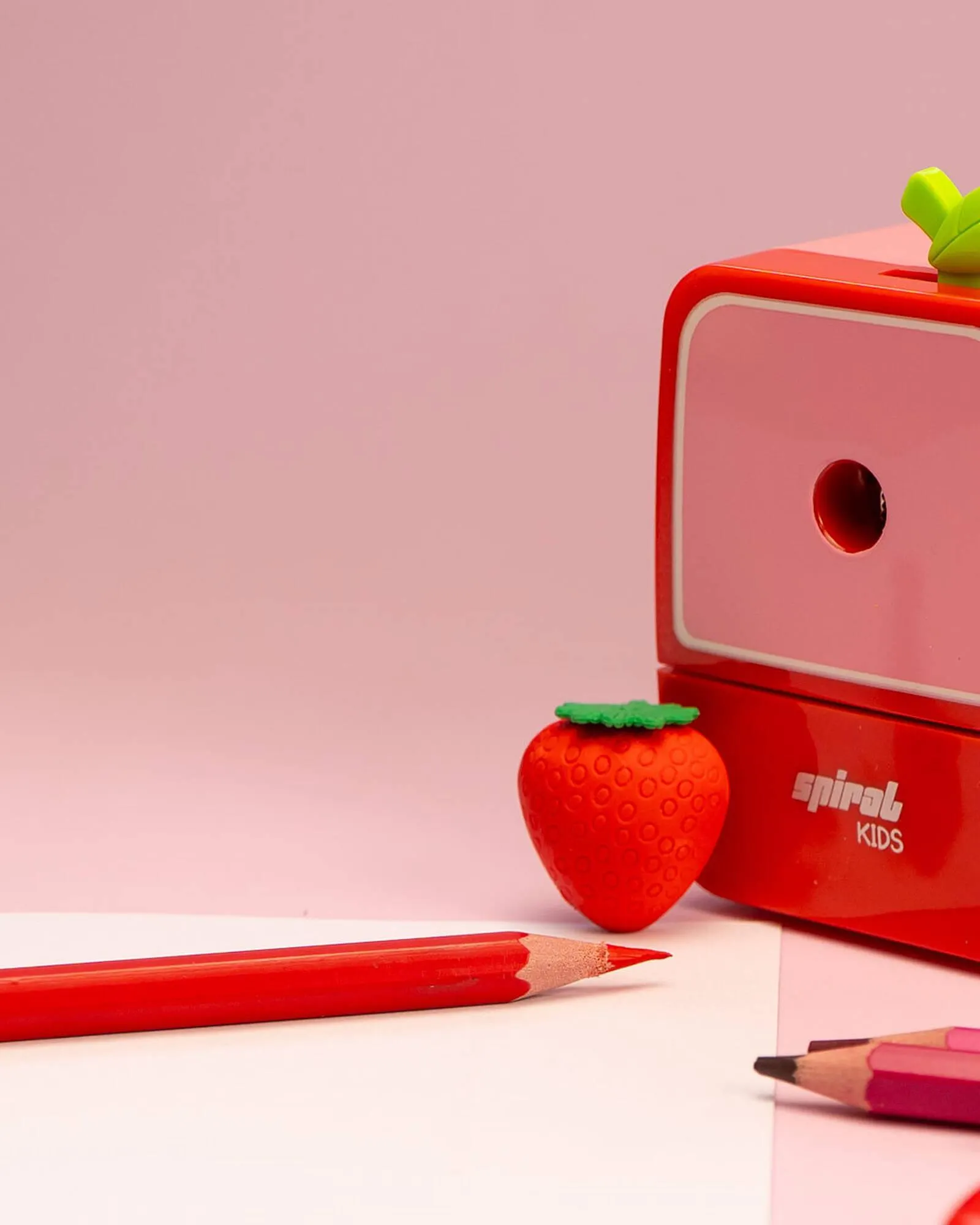 Encarte de Catálogo Kalunga 17 de abril até 24 de abril 2026 - Pagina 2