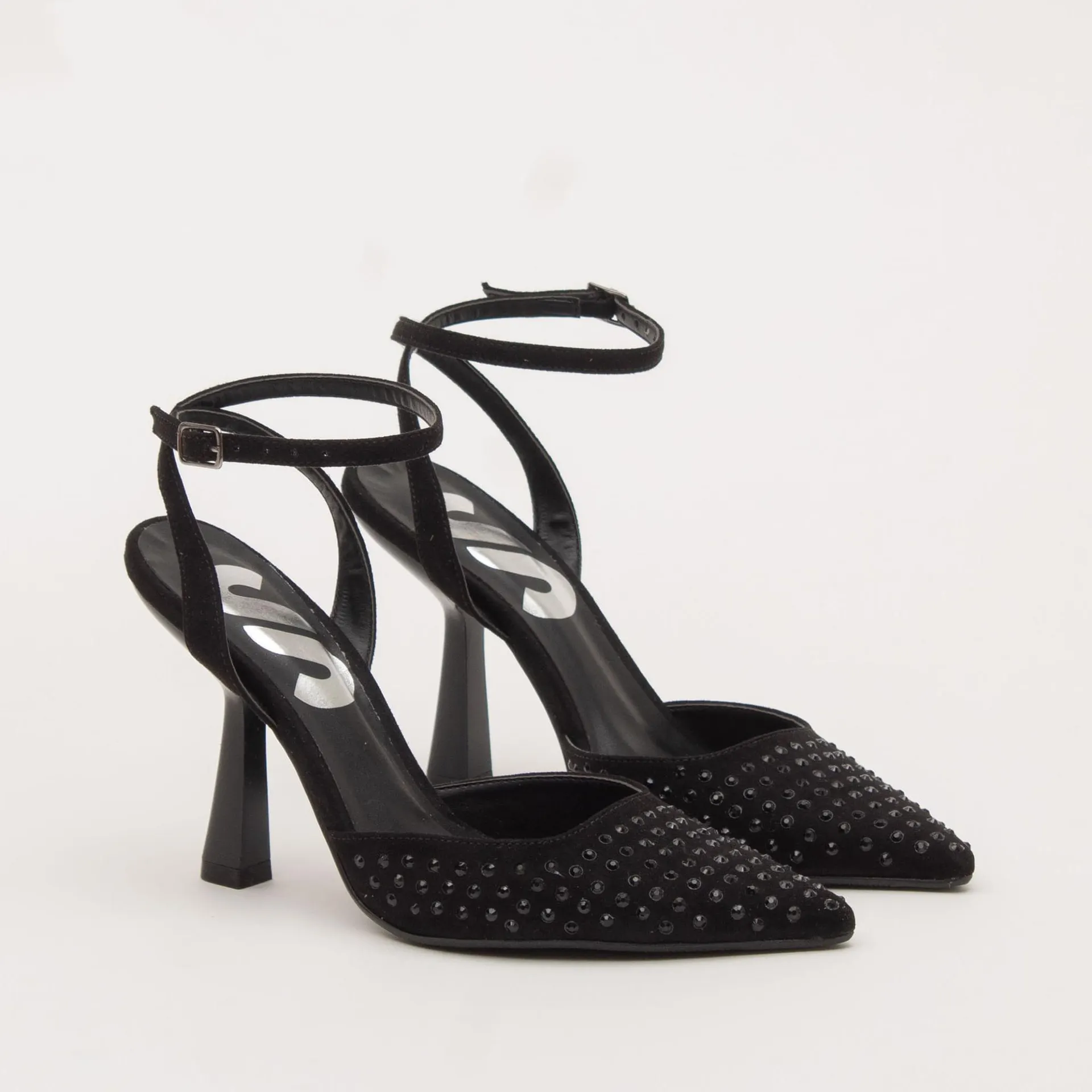 Scarpin bico fino em camuraça com cabedal em thermo - PRETA