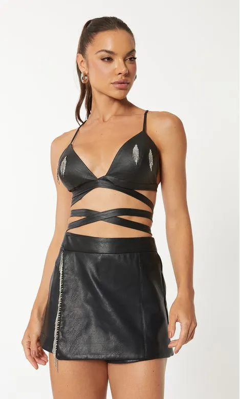 Top Faux Leather Bordado Strass Tiras - Preto