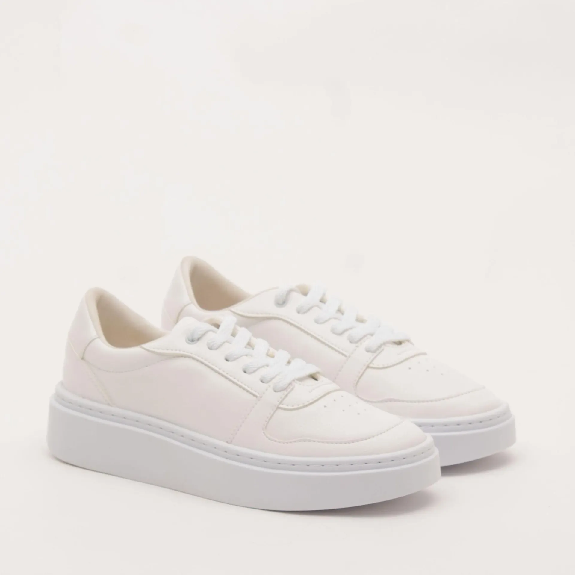 Tênis casual - BRANCA