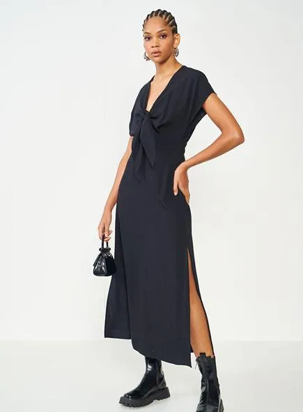 Vestido Slim Com Amarração