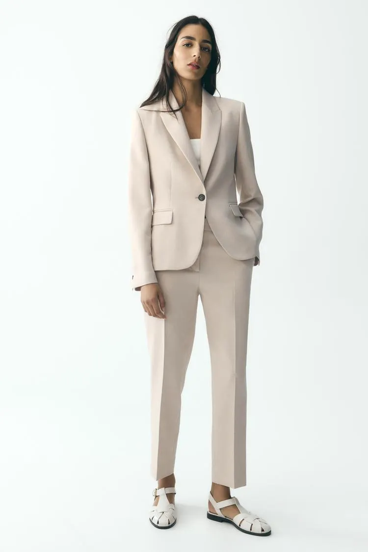 BLAZER BÁSICO COM BOTÃO