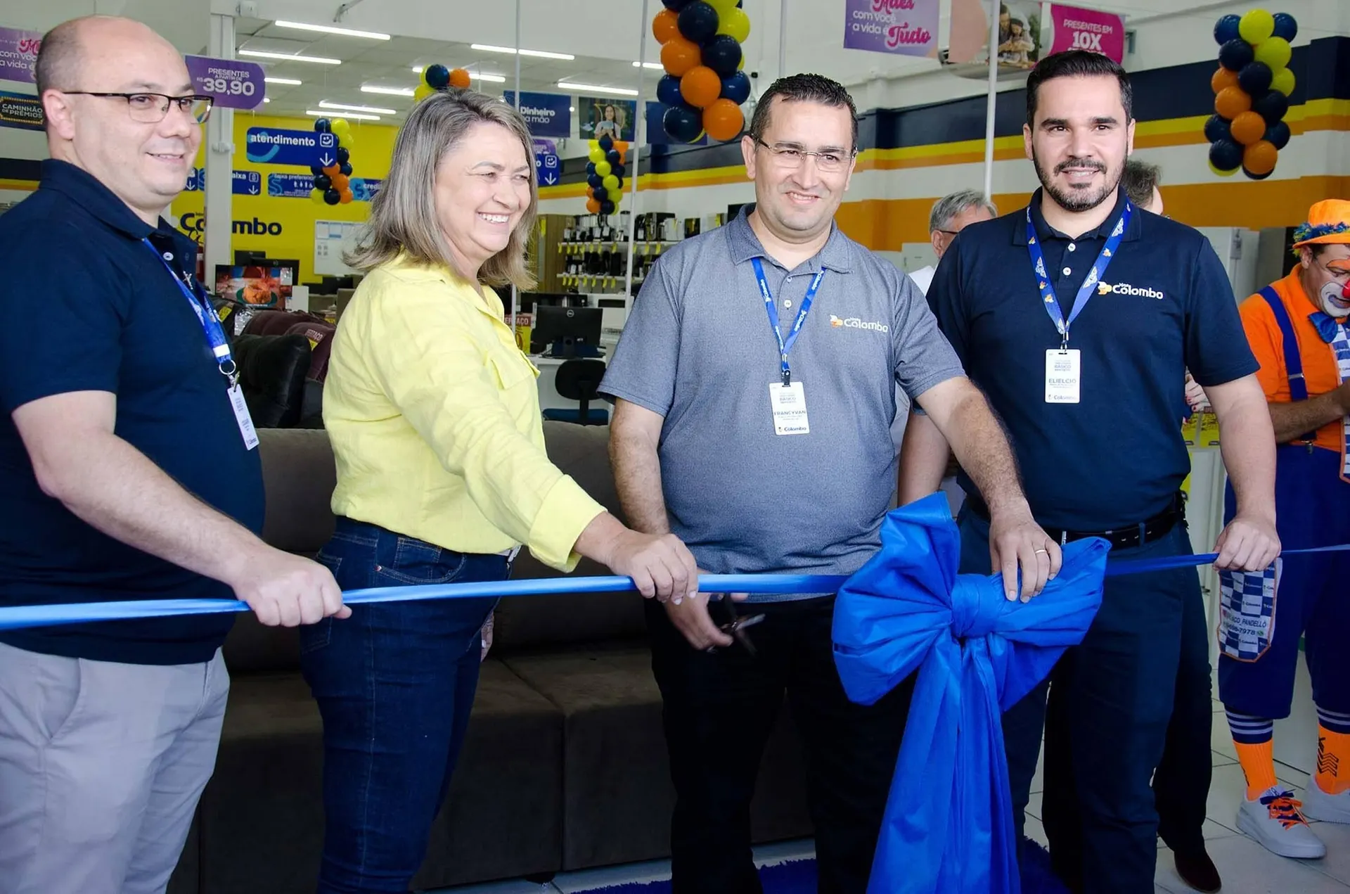 Encarte de Catálogo Lojas Colombo 7 de maio até 14 de maio 2025 - Pagina 1